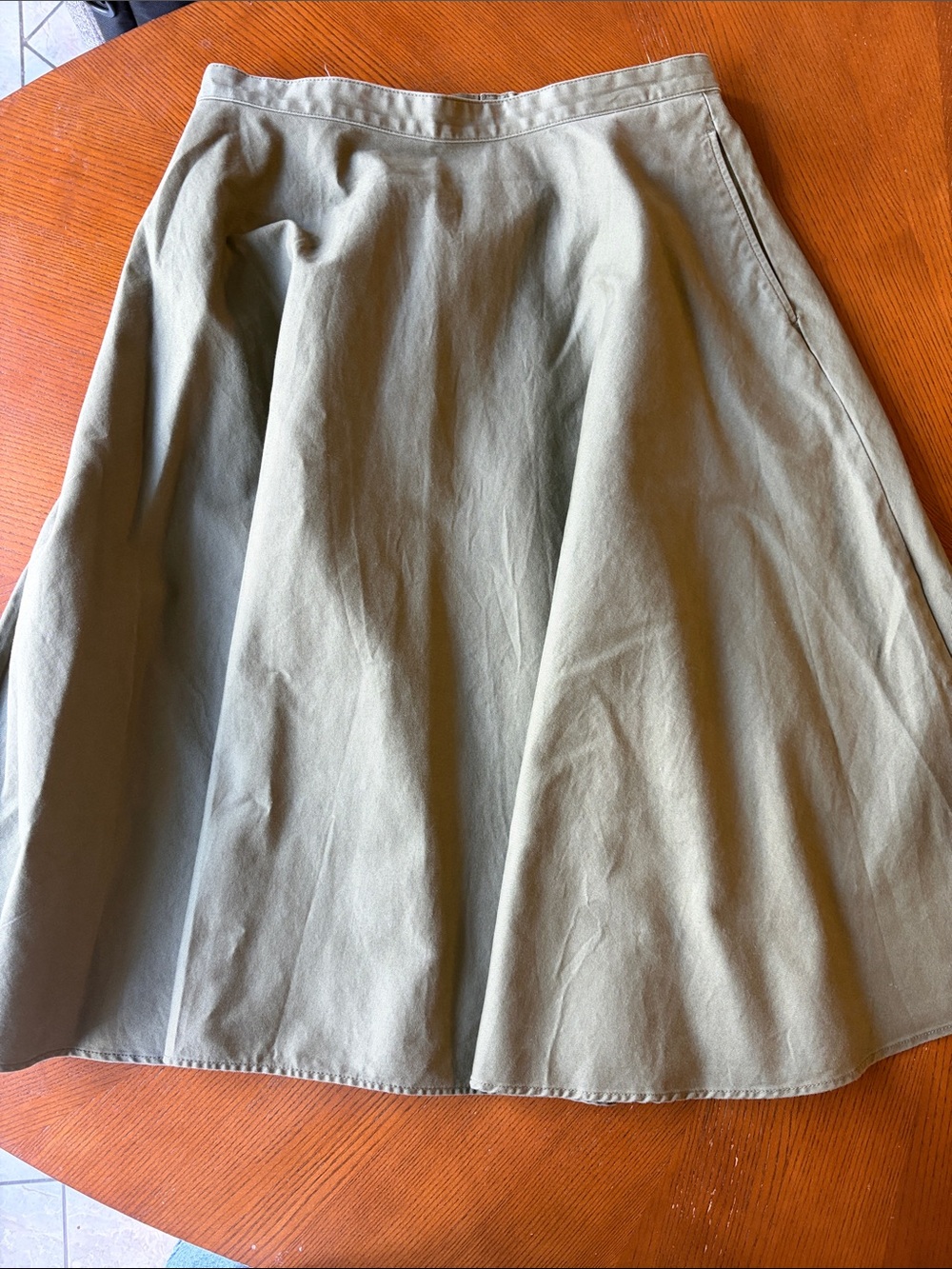 Uniqlo Women’s A-Line Full Circle Skirt in Olive Green